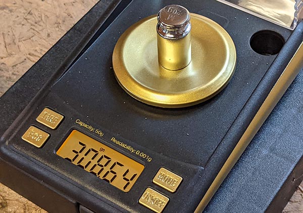 20g weight on digital scale measured in grains